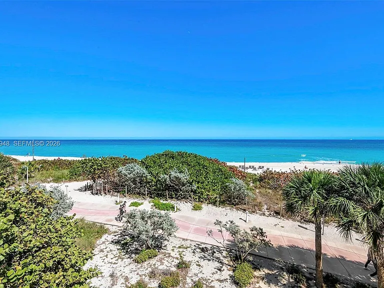 7135 Collins Ave #1214 — Photo 4