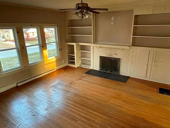 3rd image of 208 N D St