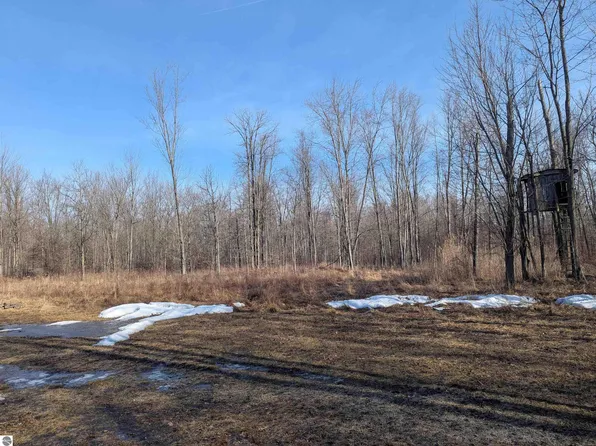 2428 Stowell Rd, Turner, MI 48765