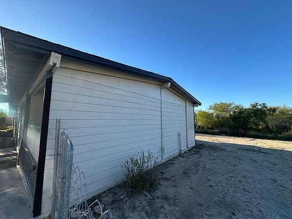 2nd image of 337-339 Long Dr