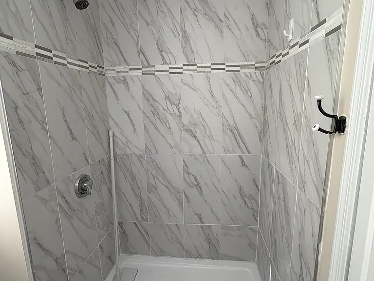 345 Park St #1 — Photo 8