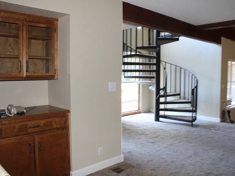 1117 Clifford Dr — Photo 25