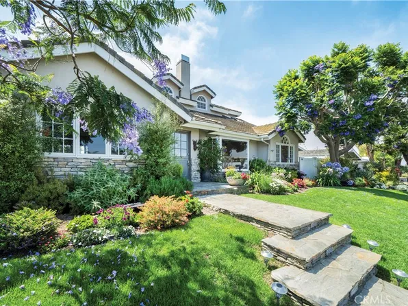332 Holmwood Dr, Newport Beach, CA 92663