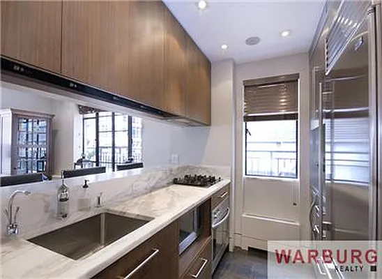 Sold by Warburg | media 15