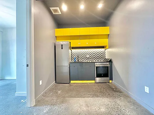 Rented by Doorway NYC, LLC | media 6