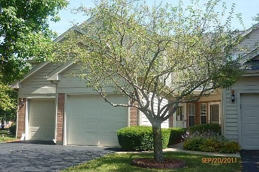 1st image of 1423 Golfview Dr