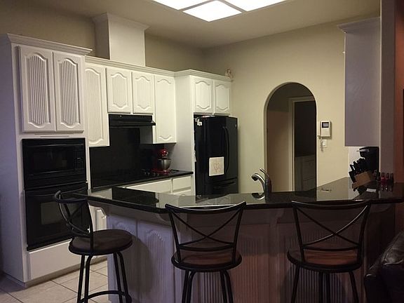 4th image of 1507 Sheri Lee Dr