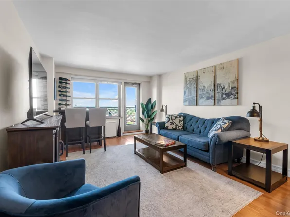 125-10 Queens Boulevard #2106, Kew Gardens, NY 11415