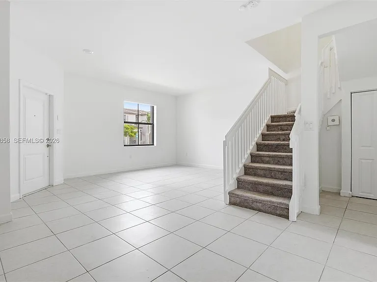 11833 SW 245th Ter — Photo 8