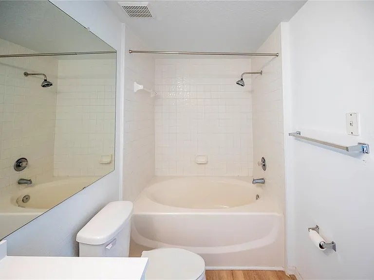 5554 Metrowest Blvd #4211 — Photo 13