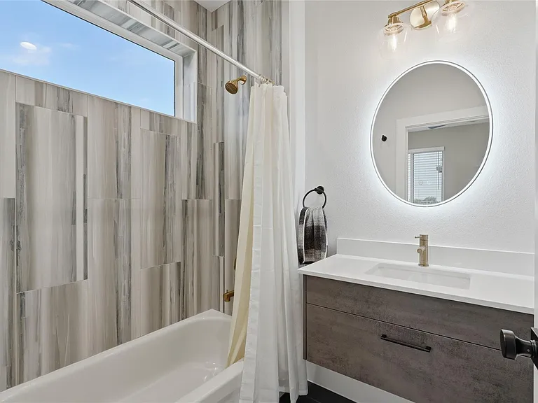 2214 Annex Ave #101 — Photo 11