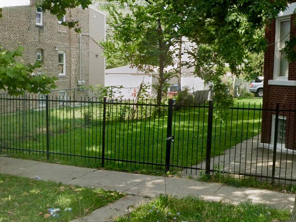 1st image of 1032 N Springfield Ave