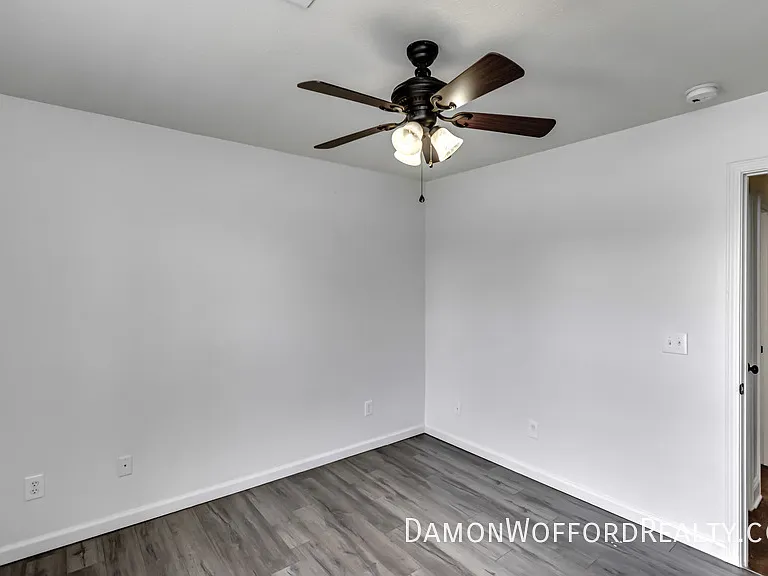 107 Emry Cv — Photo 84