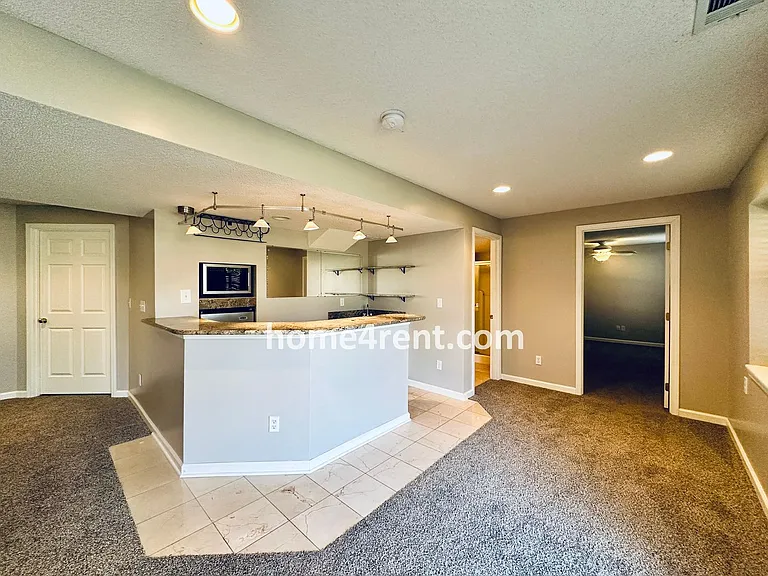 15252 W 158th Ter — Photo 44