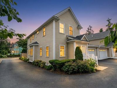 290 Nevada St #290, Newtonville, MA, 02460