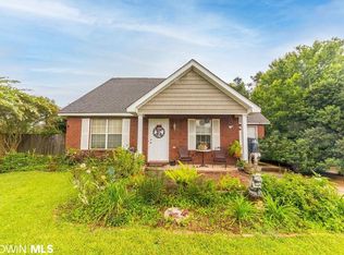 16813 Heartland Cir, Robertsdale, AL 36567