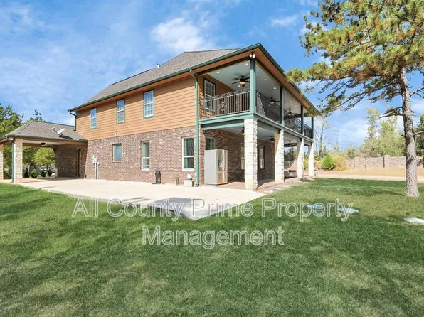 160 Forest Trace Ln, Willis, TX 77378