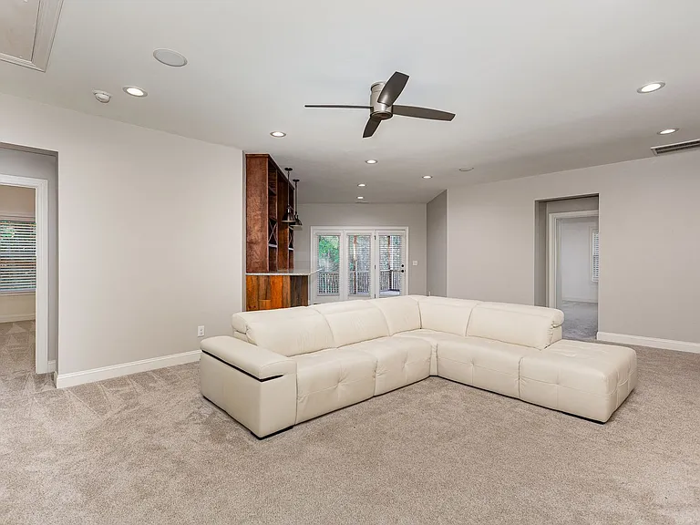 2405 Trenton Park Ln — Photo 43