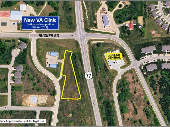 2001 N Spring Valley Rd, Junction City, KS 66441