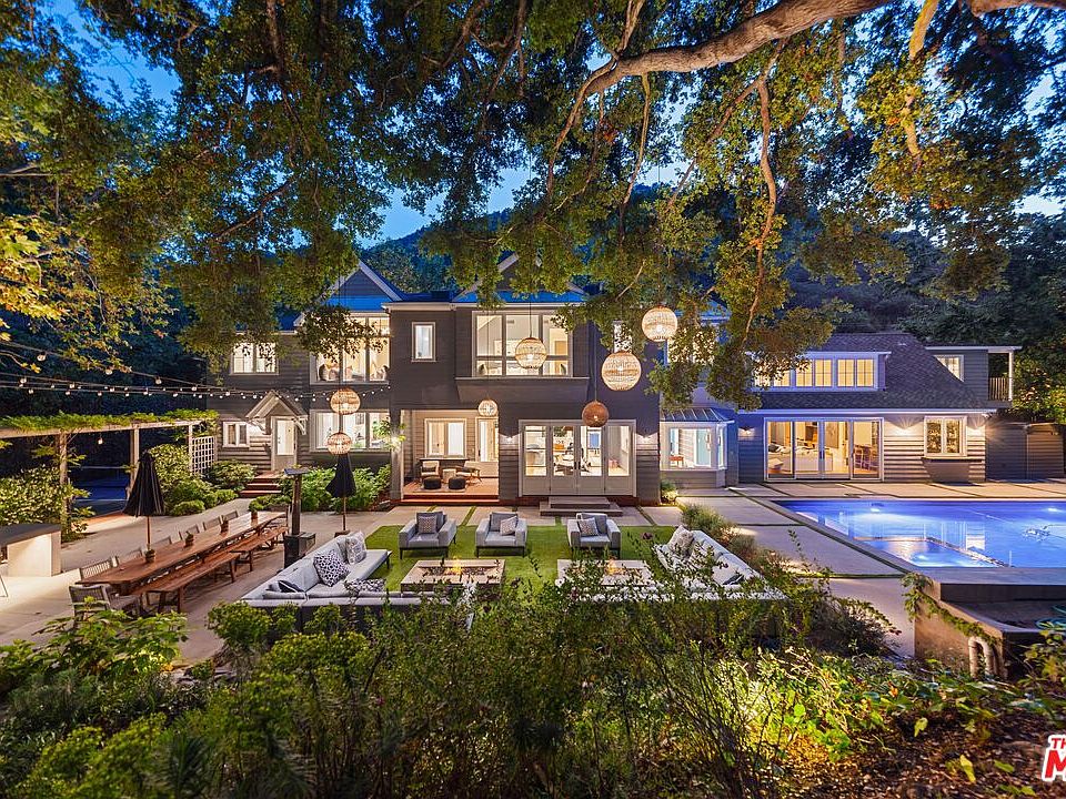 1st image of 2600 Mandeville Canyon Rd