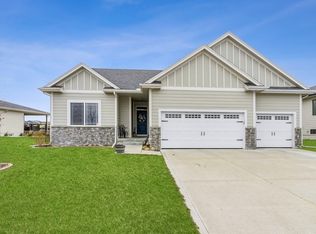 701 Meadow Rd, Adel, IA 50003