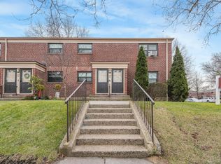 220-02 73rd Ave #007A2, Oakland Gardens, NY 11364