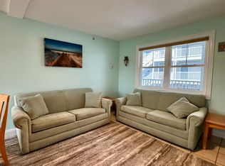 18 Ocean Blvd #9, Hampton, NH 03842