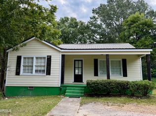 271A Byrd Ave N, Philadelphia, MS 39350