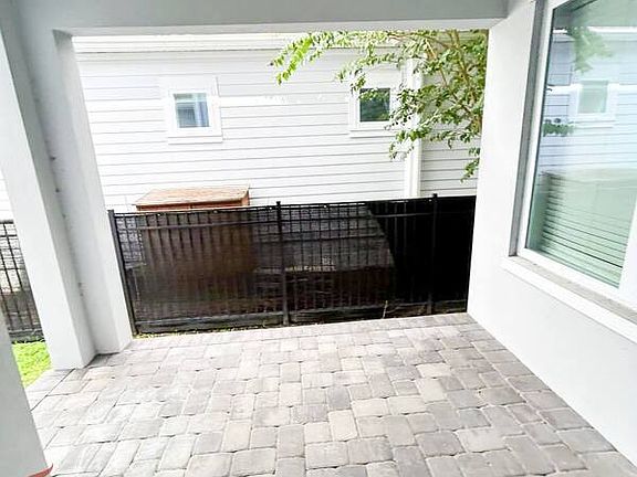 3rd image of 8469 Nemours Pkwy