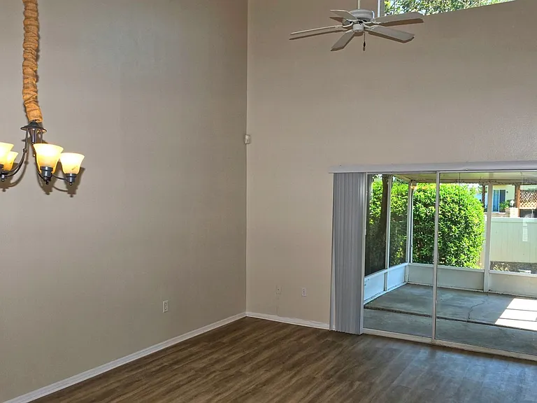 860 Monopoly Ct — Photo 3