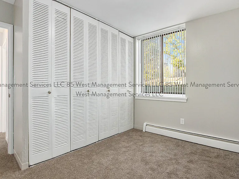 120 Leonard St NE #12 — Photo 5
