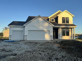 97 York St, Union Grove, WI 53182