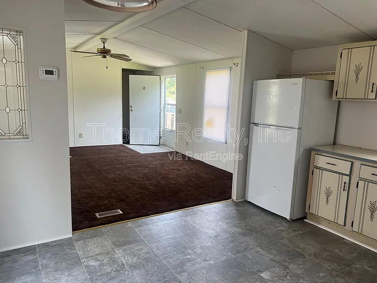 164 Matts Ln — Photo 2