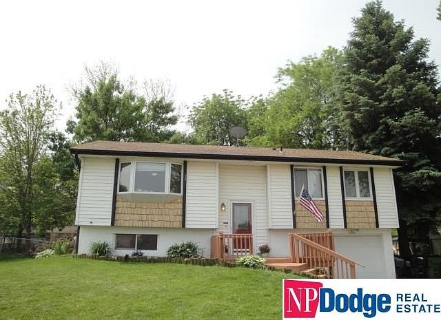1st image of 213 E Glenmore Dr