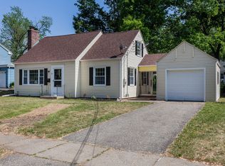 45 Hartwick St, Springfield, MA 01108