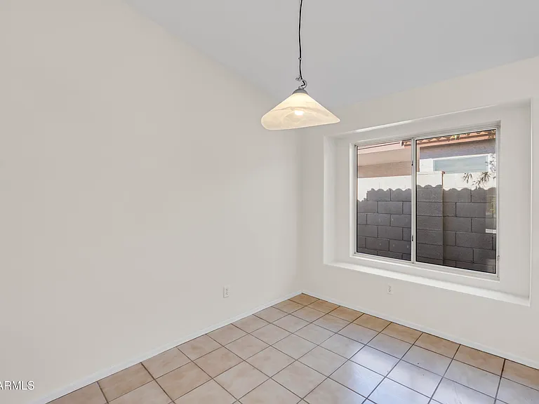 3321 W Gary Dr — Photo 20