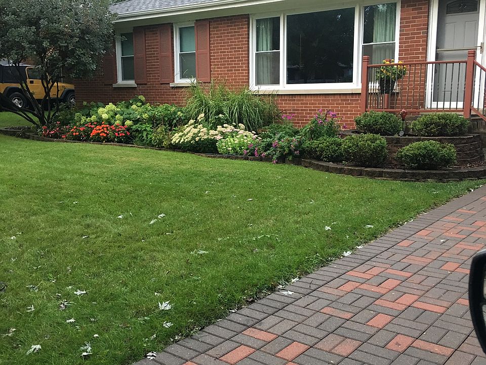 2nd image of 314 Maple St