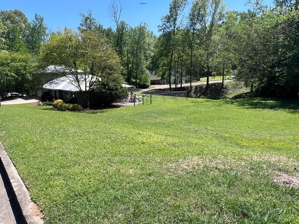 618 Holly Ridge Dr, Vicksburg, MS 39180
