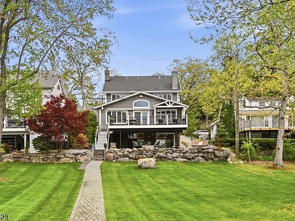 2nd image of 206 Long Pond Rd