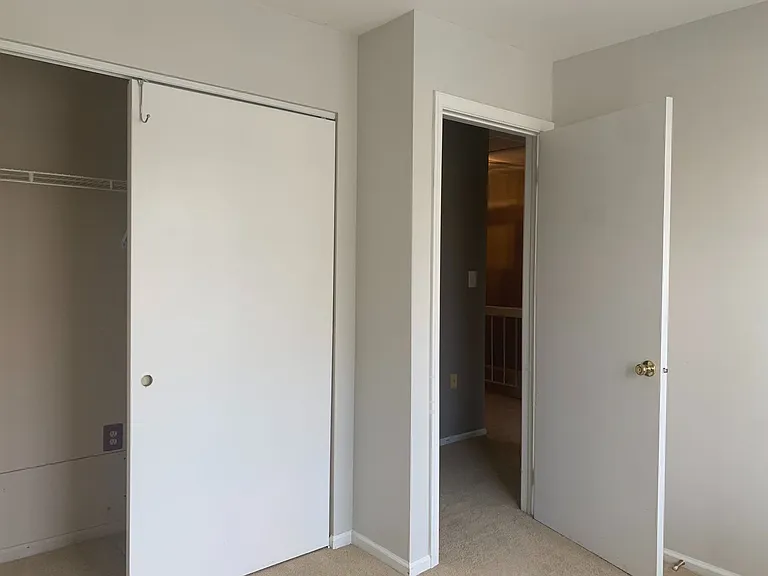 19117 Grotto Ln — Photo 21