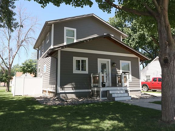 2nd image of 1315 3rd Ave W