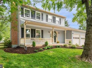 3225 Allness Ln, Herndon, VA 20171