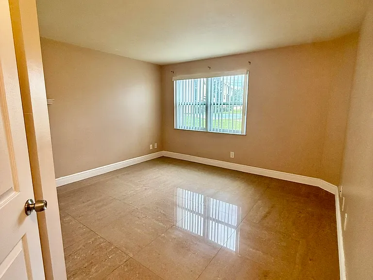 2050 Oleander Blvd #11-103 — Photo 9