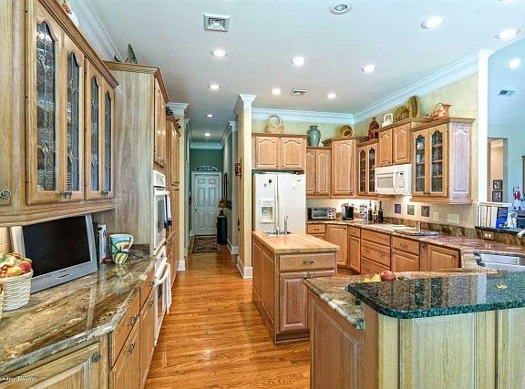 4th image of 4408 Indigo Ln