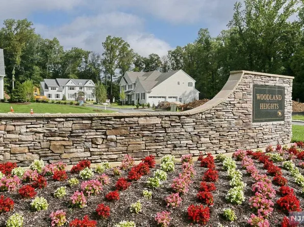 1 Flintlock Rd, Montvale, NJ 07645