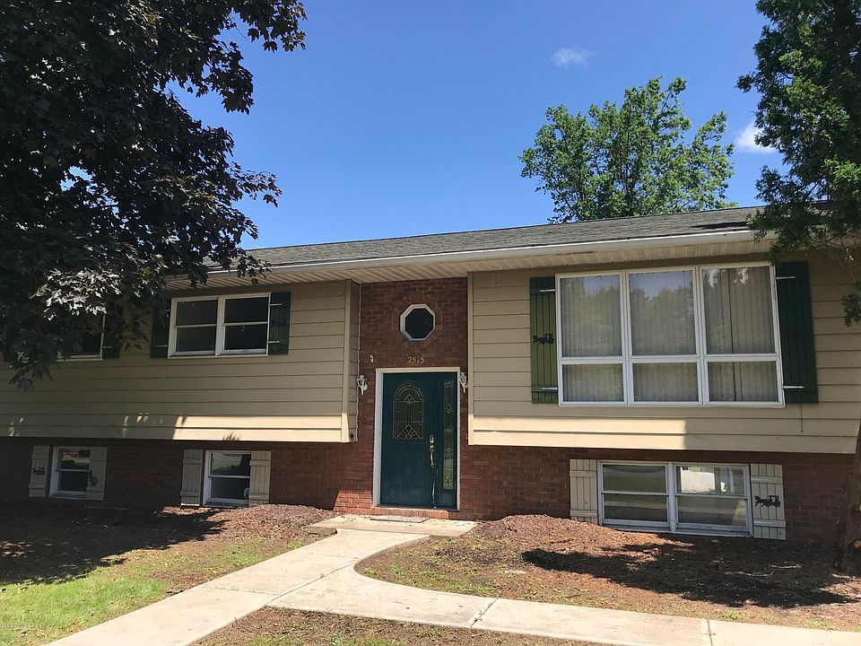 1st image of 2515 Lincoln Dr