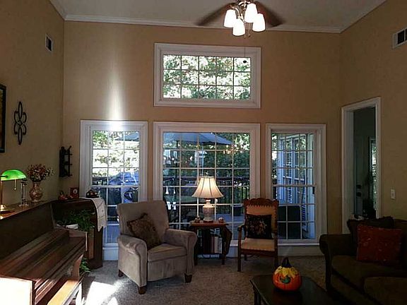 5th image of 3090 Templeton Ln