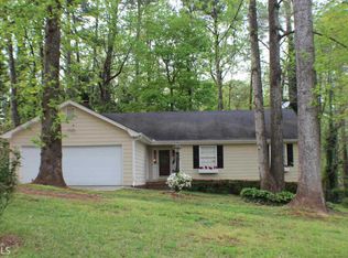 335 Royal Oaks Ter, Stone Mountain, GA 30087