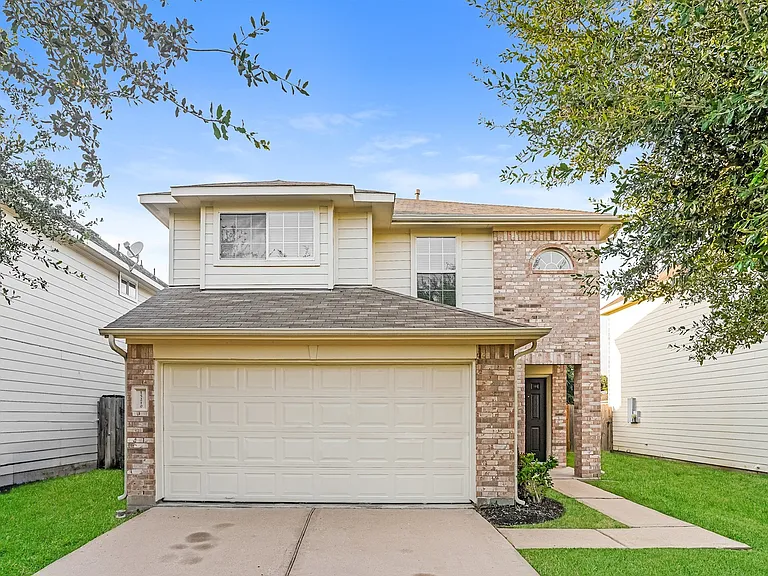 15210 Lucky Star Dr — Photo 1