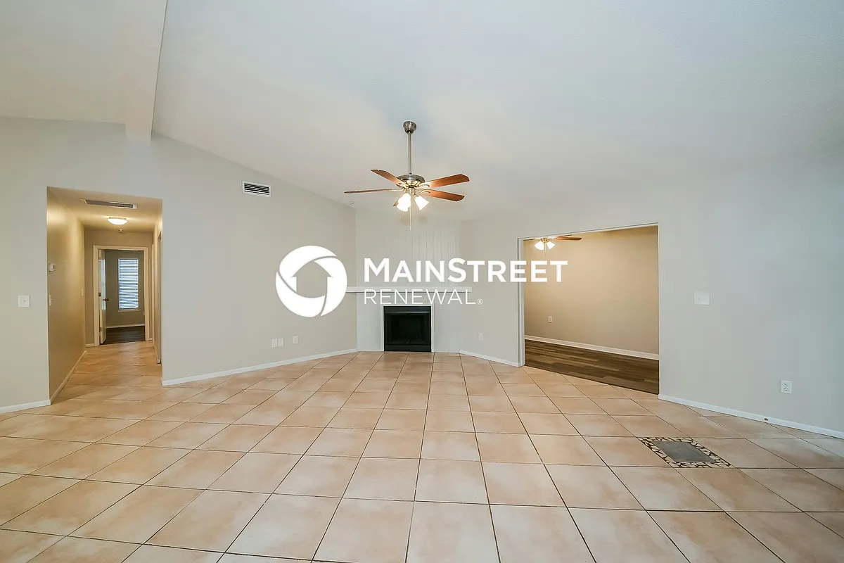 Living Room - 4474 Pike Ave